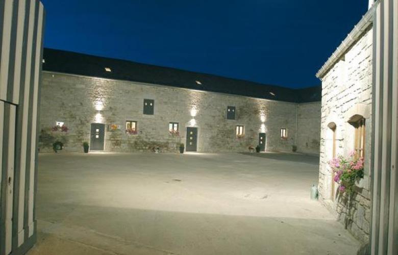 Bed and Breakfast Ferme Houard Bomal Exterior foto